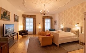 Lovely Flat In A Lovely City